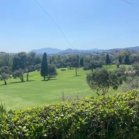 Dom wakacyjny Pergolas Marbella