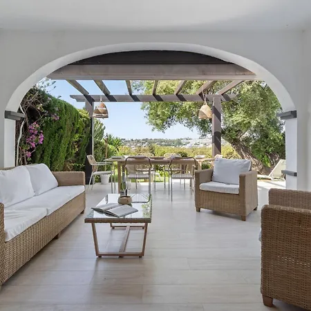 Pergolas Μαρμπέλλα