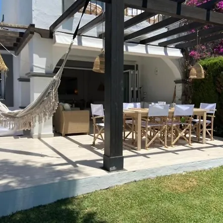 Pergolas Holiday home